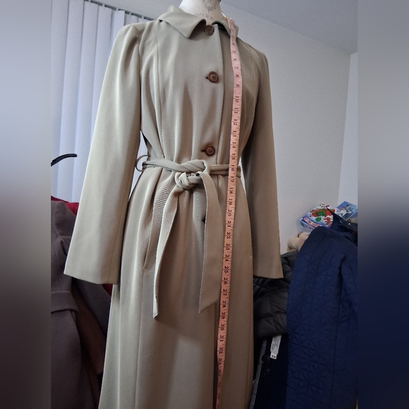 Utex Green Long Coat - Picture 2 of 10